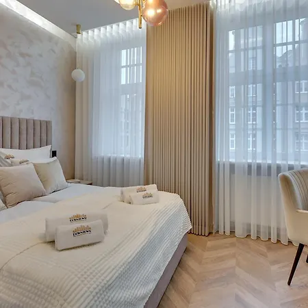Apartment Old Town Szeroka & Parking By Downtown *